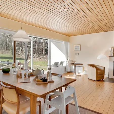 3 Bedroom Lovely In Holiday home *
