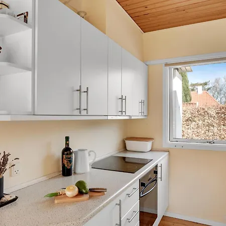 3 Bedroom Lovely In Ferienhaus Gilleleje