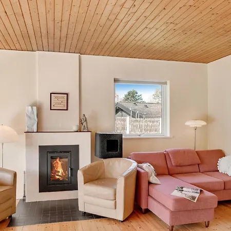 Holiday home 3 Bedroom Lovely In *